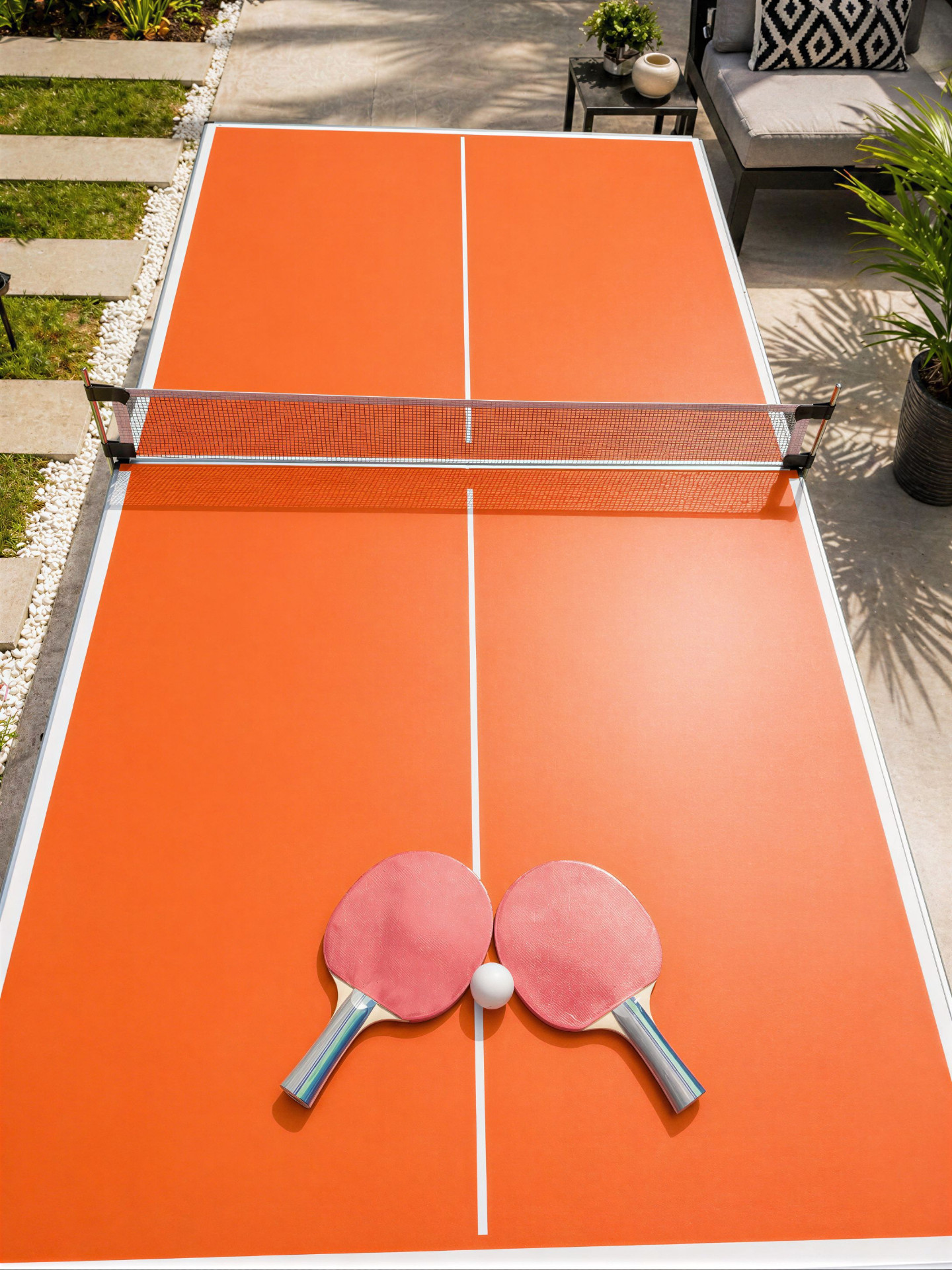 Outdoor ping pong table